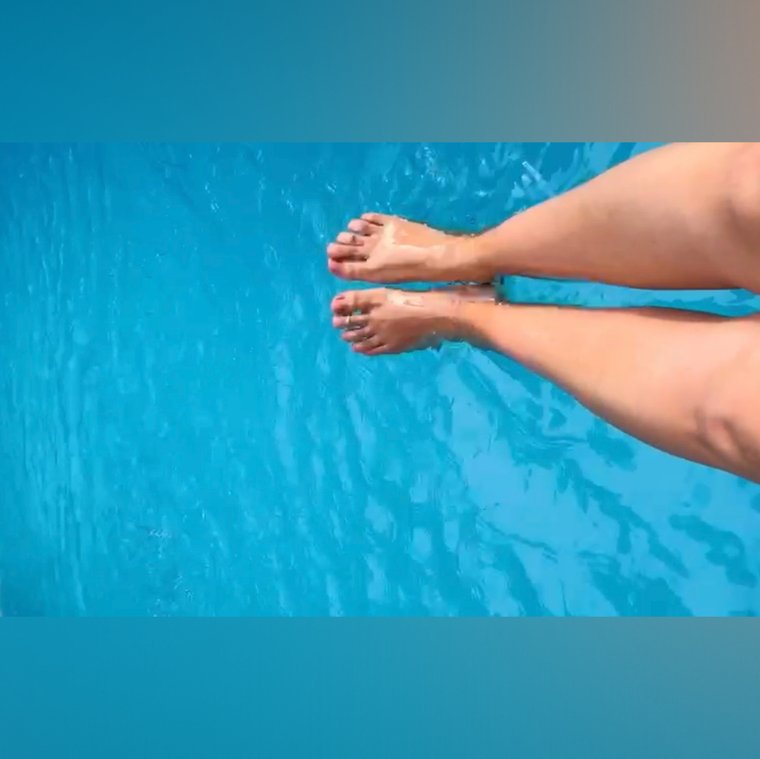 CaroMyFeet cover image