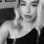Casey🍒 avatar