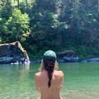 Cassie on the Loose avatar