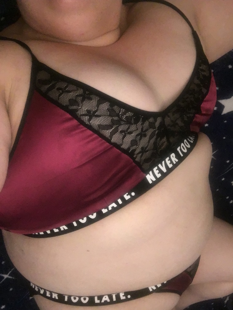 Catie Ray banner image