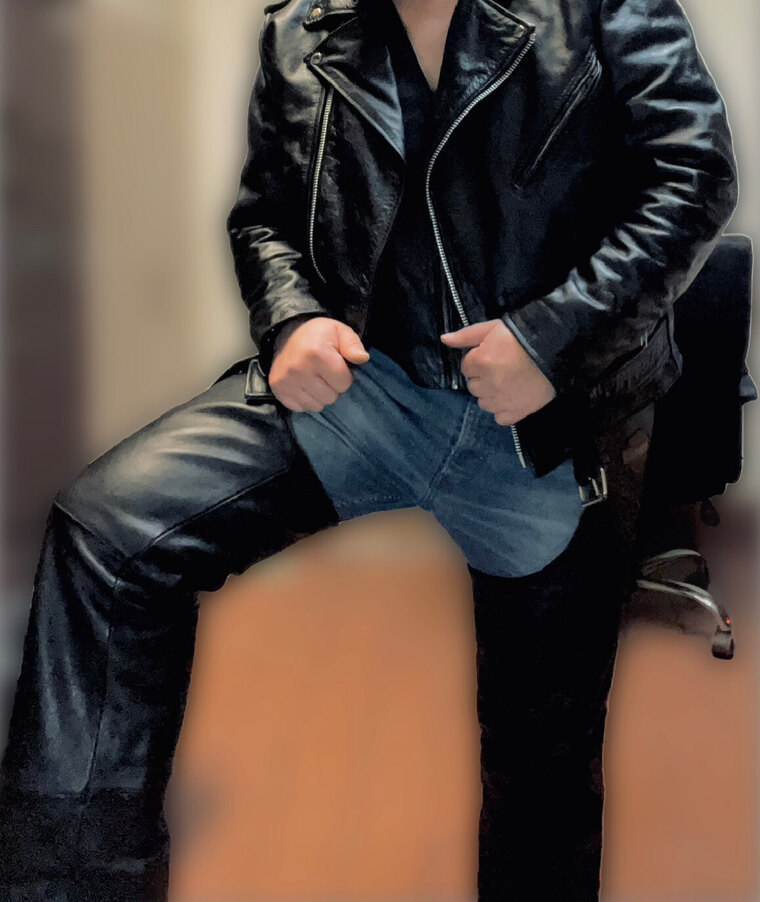 LeatherKinky cover image