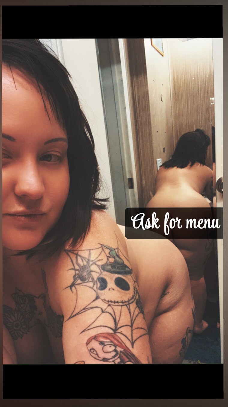 Chicklett- Tattooed Thick Southern MaMa❤ banner image