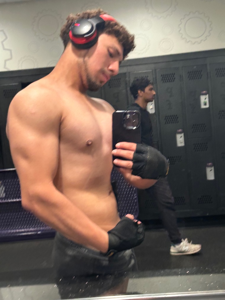YOBANI CRUZ cover image