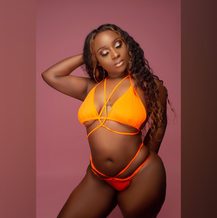 Chocolate 🍫Goddexxx 💦 cover image