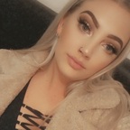 Sarah 🖤 FREE avatar