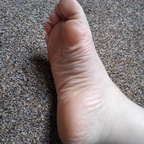 Small feet and hands21 avatar