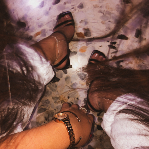 Chupita and chupinis 🐝🦶🇻🇳 cover image