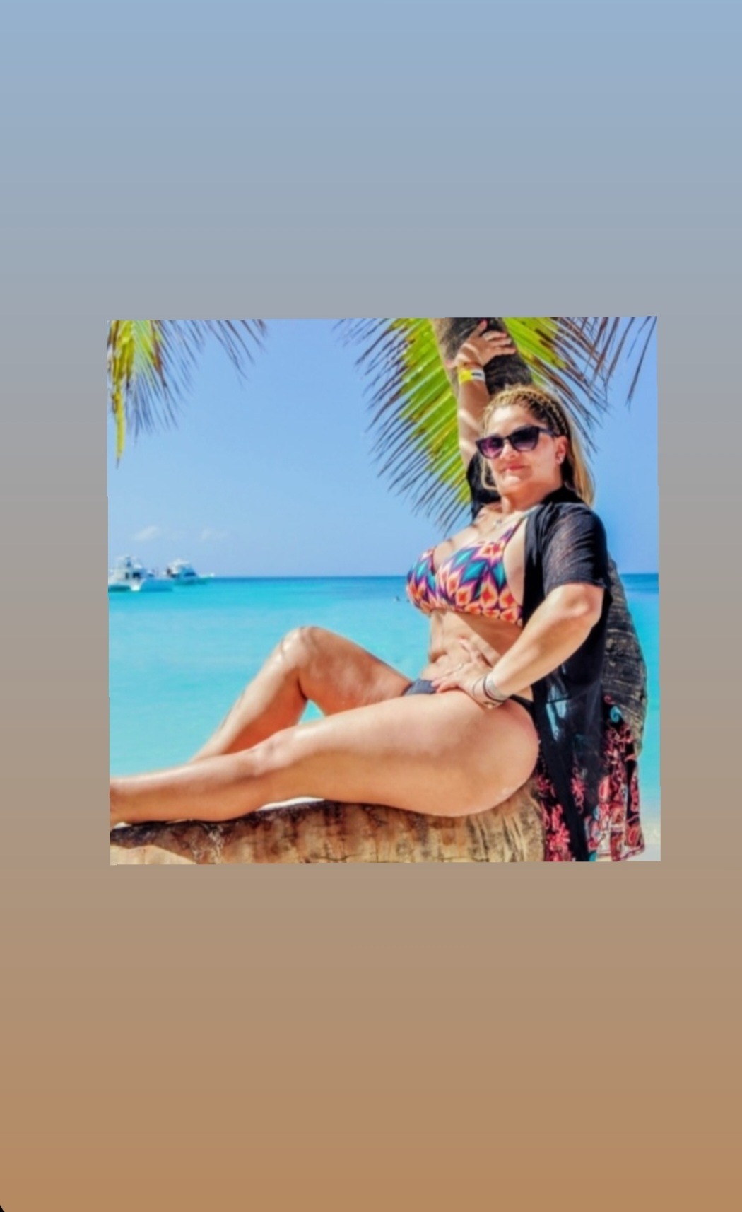 Cinthia Evelyn banner image