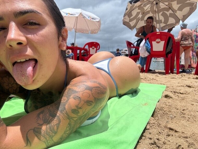 🍑𝑻𝒘𝒆𝒓𝒌 𝑸𝒖𝒆𝒆𝒏🍑 cover image