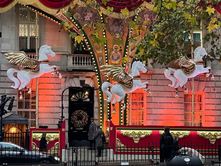 Classy and sexy blonde from London banner image