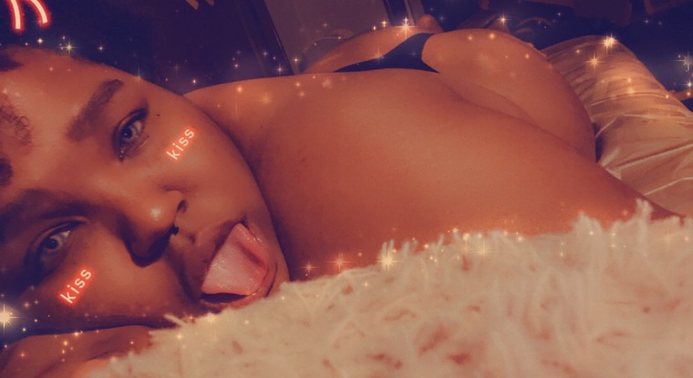 Bratty Goddess 🐷🎀|Feet Findomme Feedee👣👑 cover image