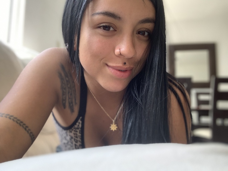 Laura. banner image