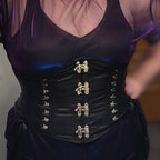corsetsandchecklists avatar