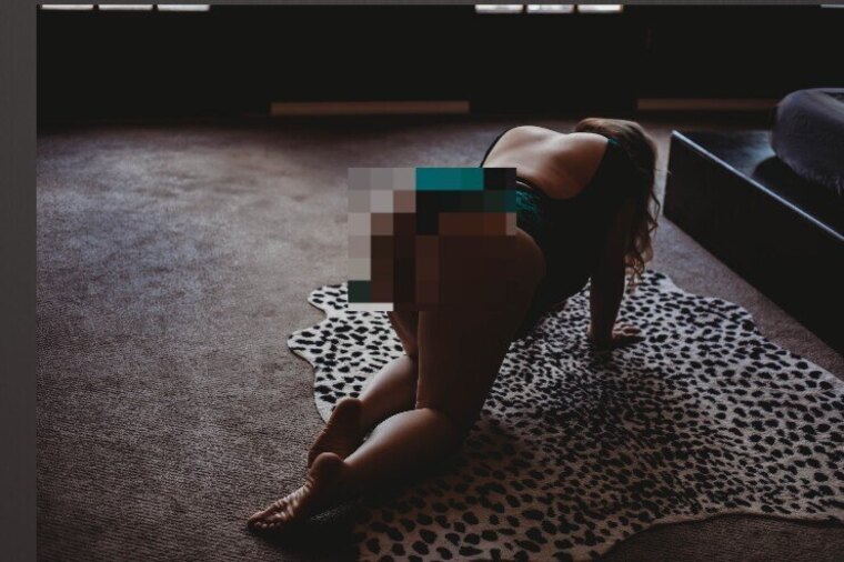 Courtney Q banner image