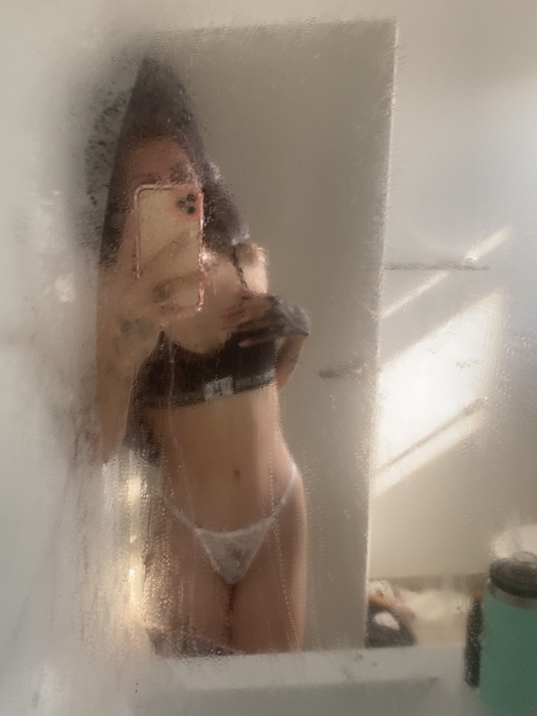 Courtney C👅 cover image