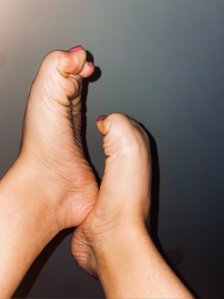 Chleo🦶🏼 banner image
