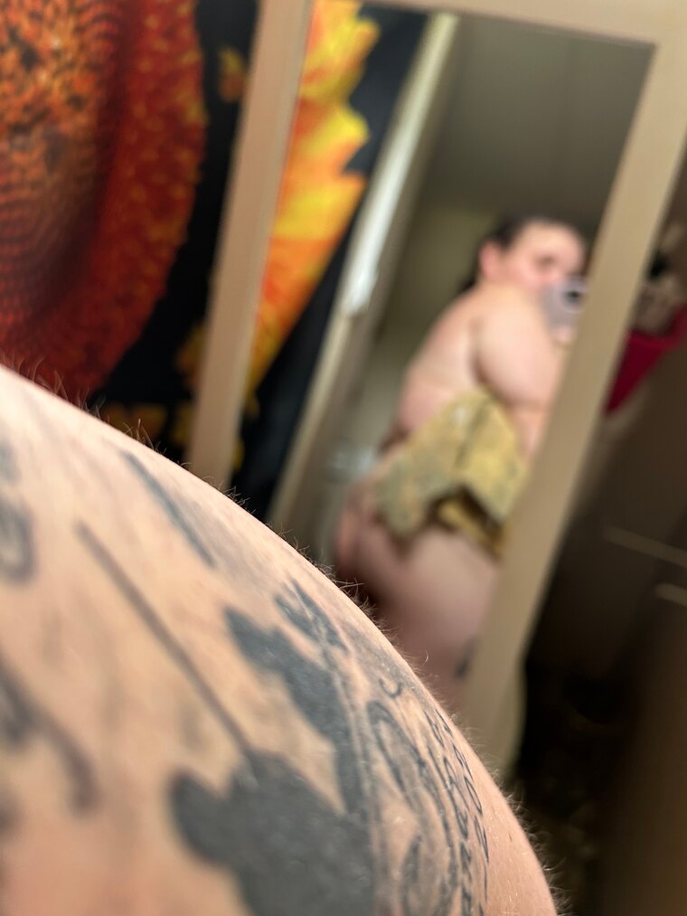 Big mama💦🥰 cover image