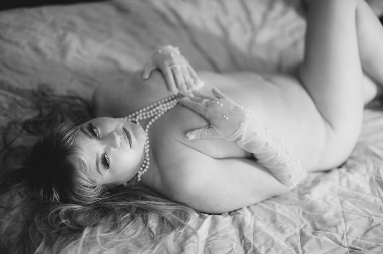 Creazycurvygirl banner image
