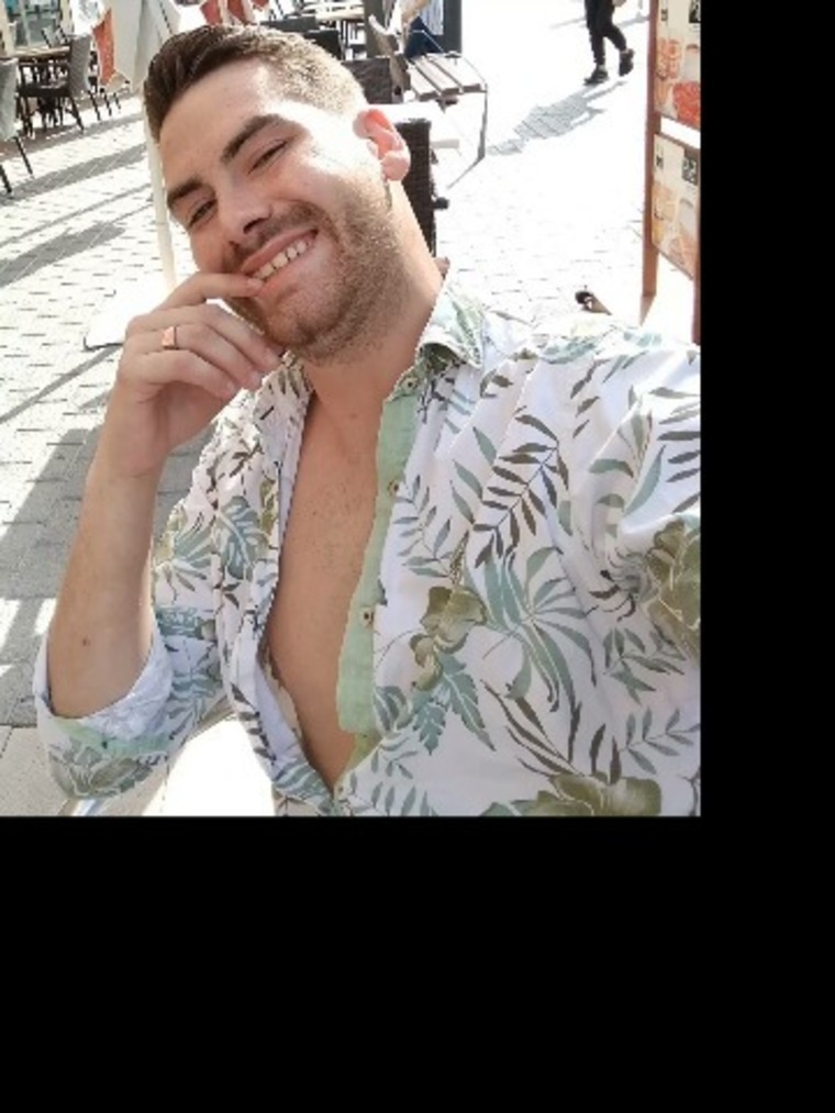 pollitaxxx banner image