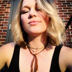 Crystal bowersox avatar