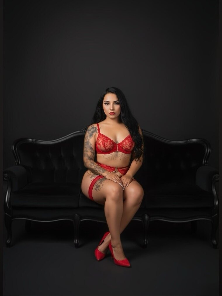 Cuban Curvess cover image