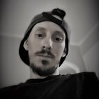 Curved_D_31x avatar