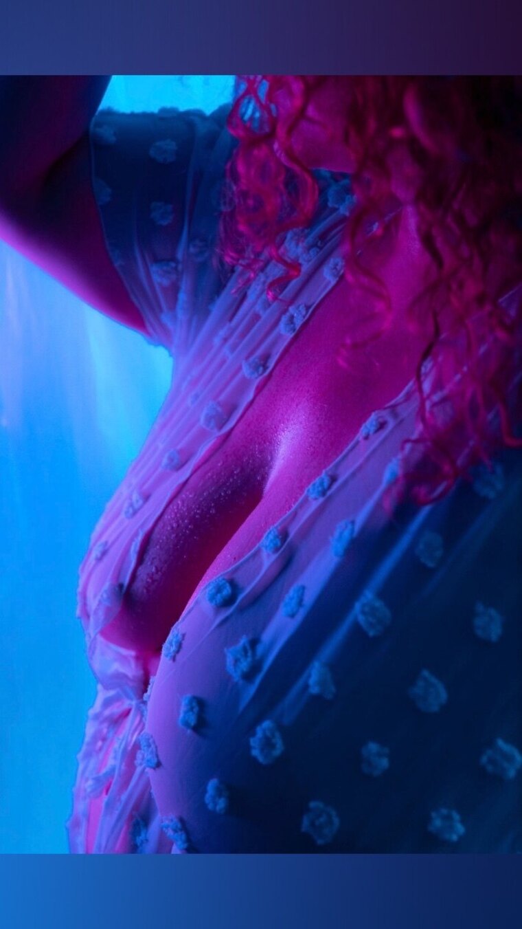 CurvyRedheadMommy cover image