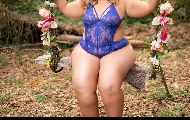 Curvybeauty5 cover image