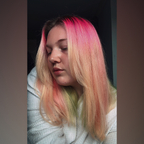 Curvycait avatar