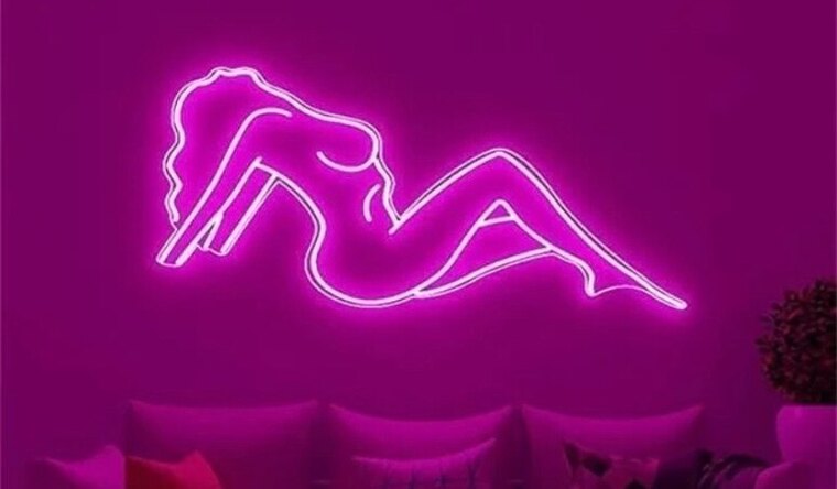 π Curvycurvy25 π banner image