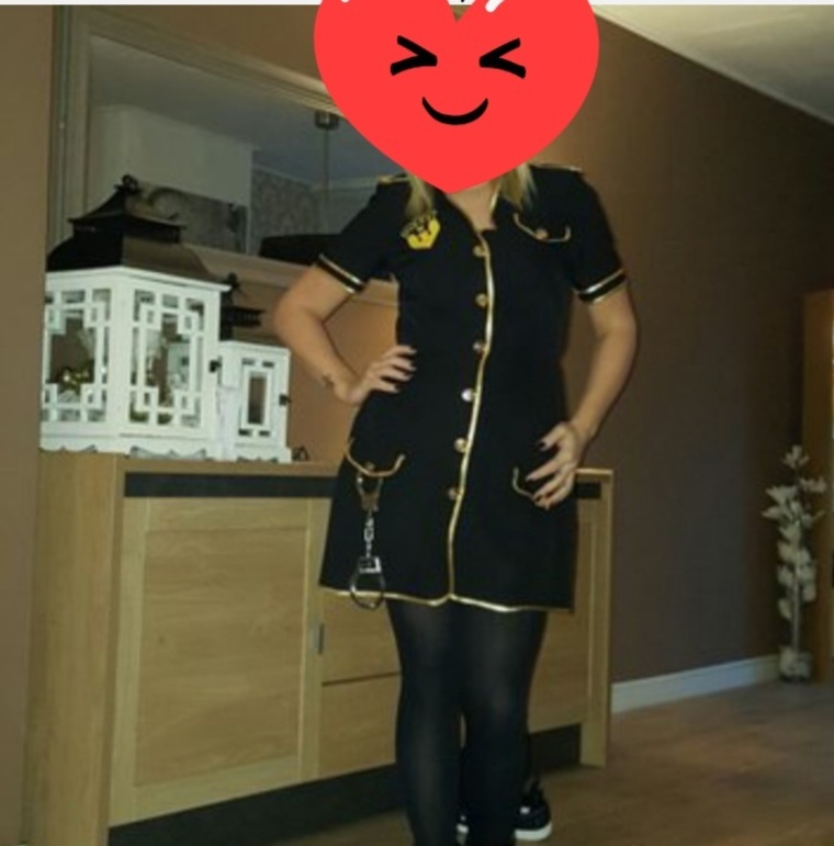 Curvy Fetish Femdom31 cover image