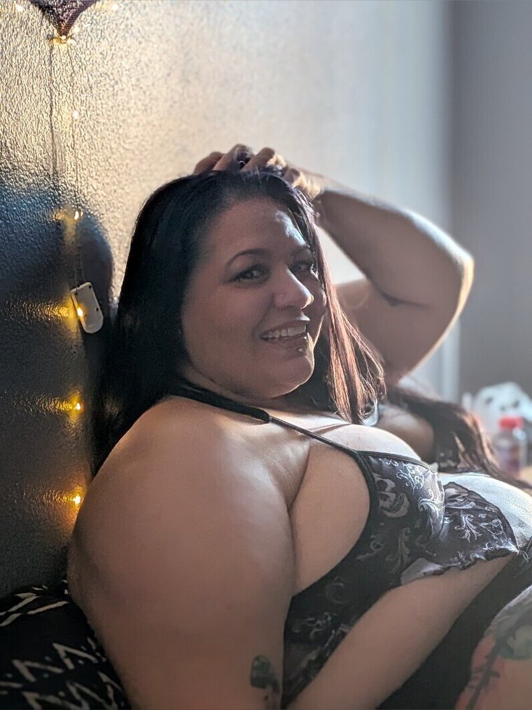 Curvy Kreative Goddess cover image