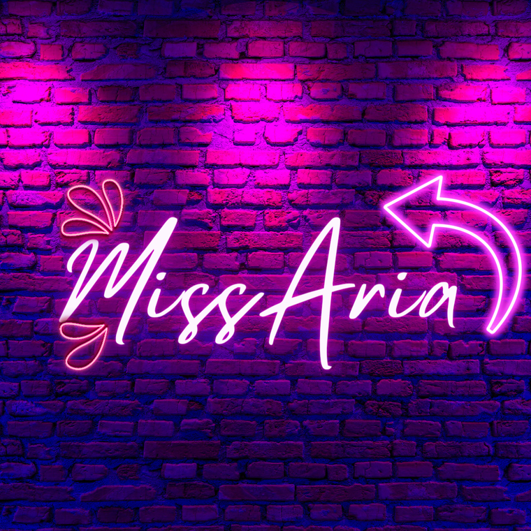CurvyMissAria banner image