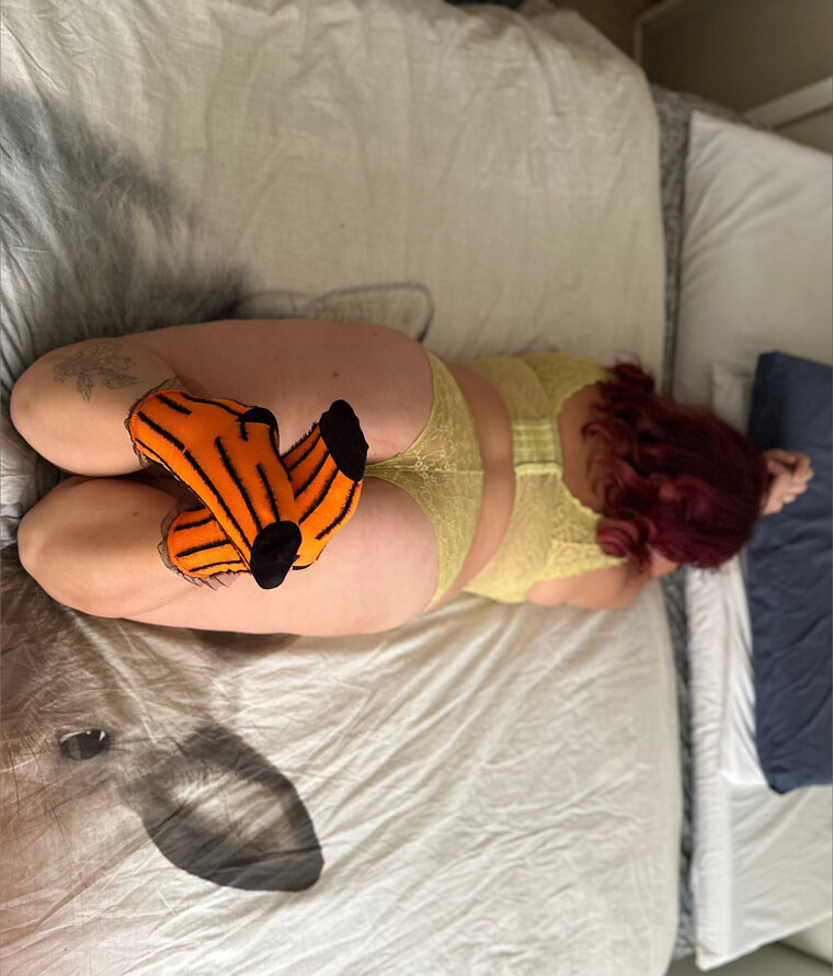 CurvyNekoJosy cover image