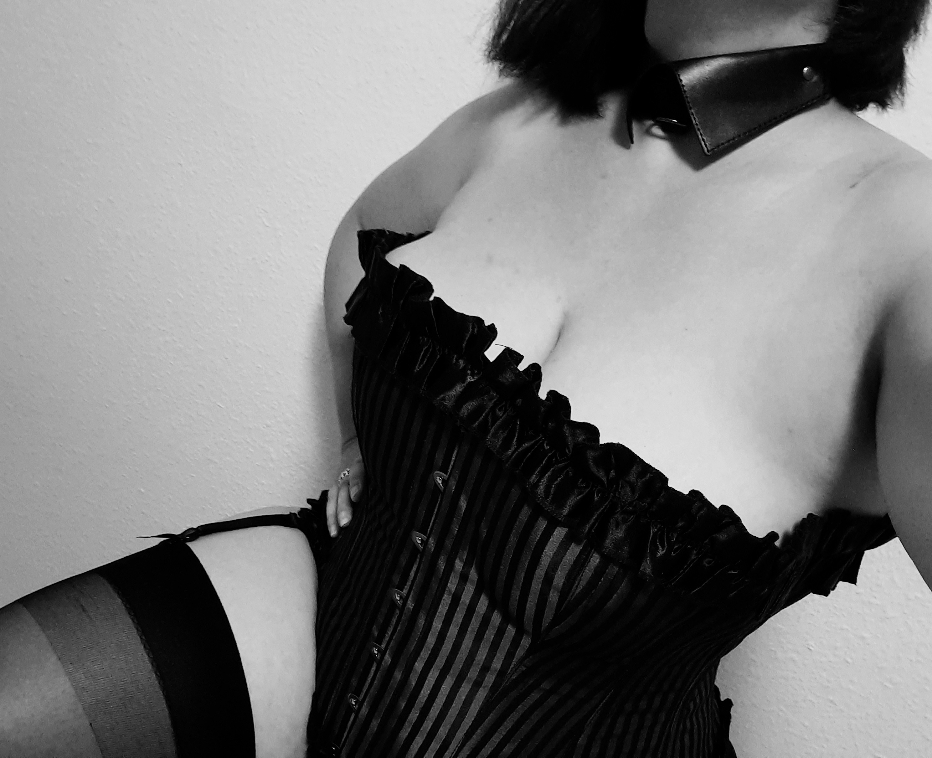 Curvy Tina loves to play banner image