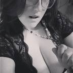CurvyVixan avatar