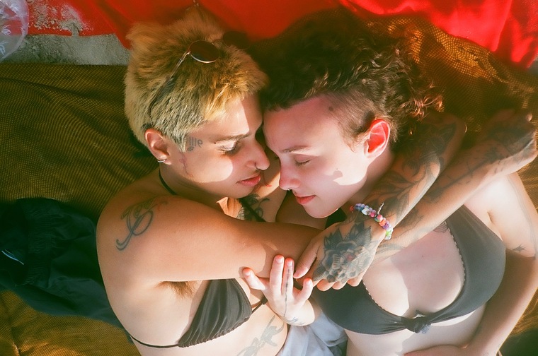 Cute Queer Couple ๐ณ๏ธโ๐๐ banner image
