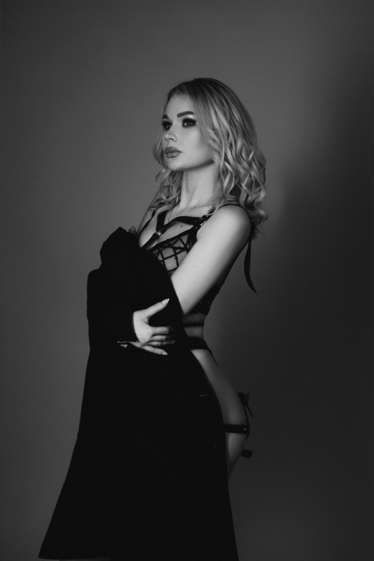 Blond_Catt banner image