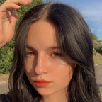 Violetta 🦎 avatar