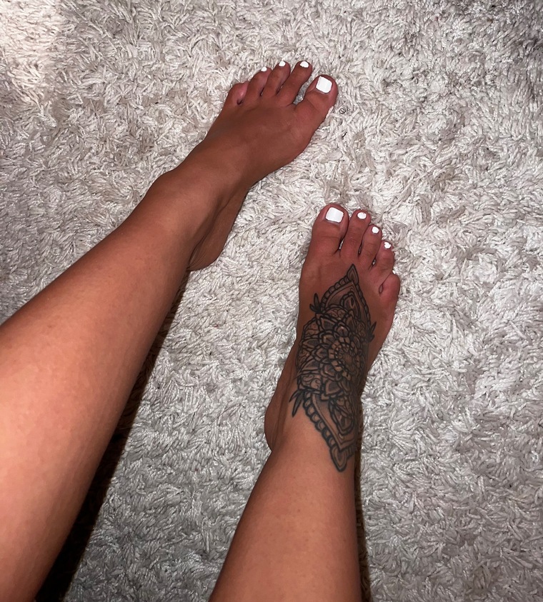 Cute feet pictures x cover image