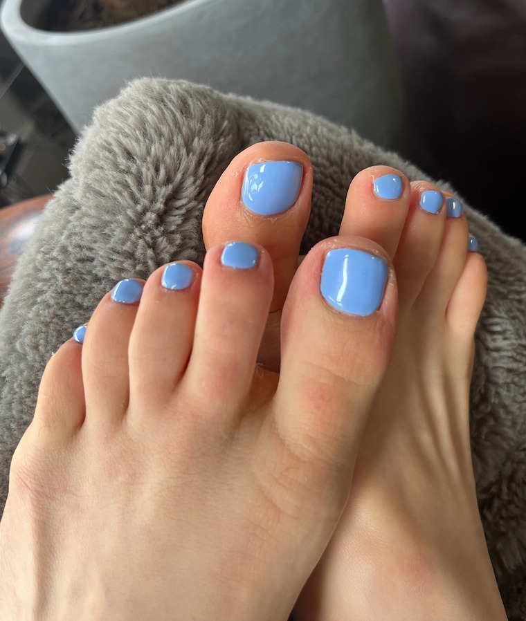cutefeetyfeet banner image