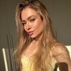 Elisa Van 🩷🐇 avatar