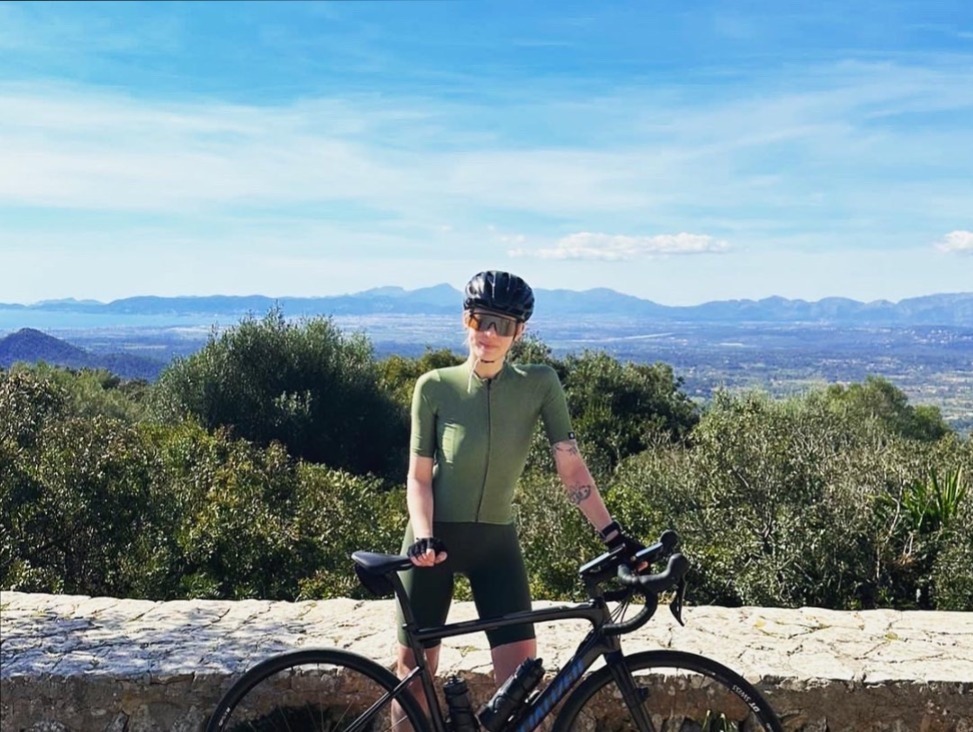 Cycling Babe banner image