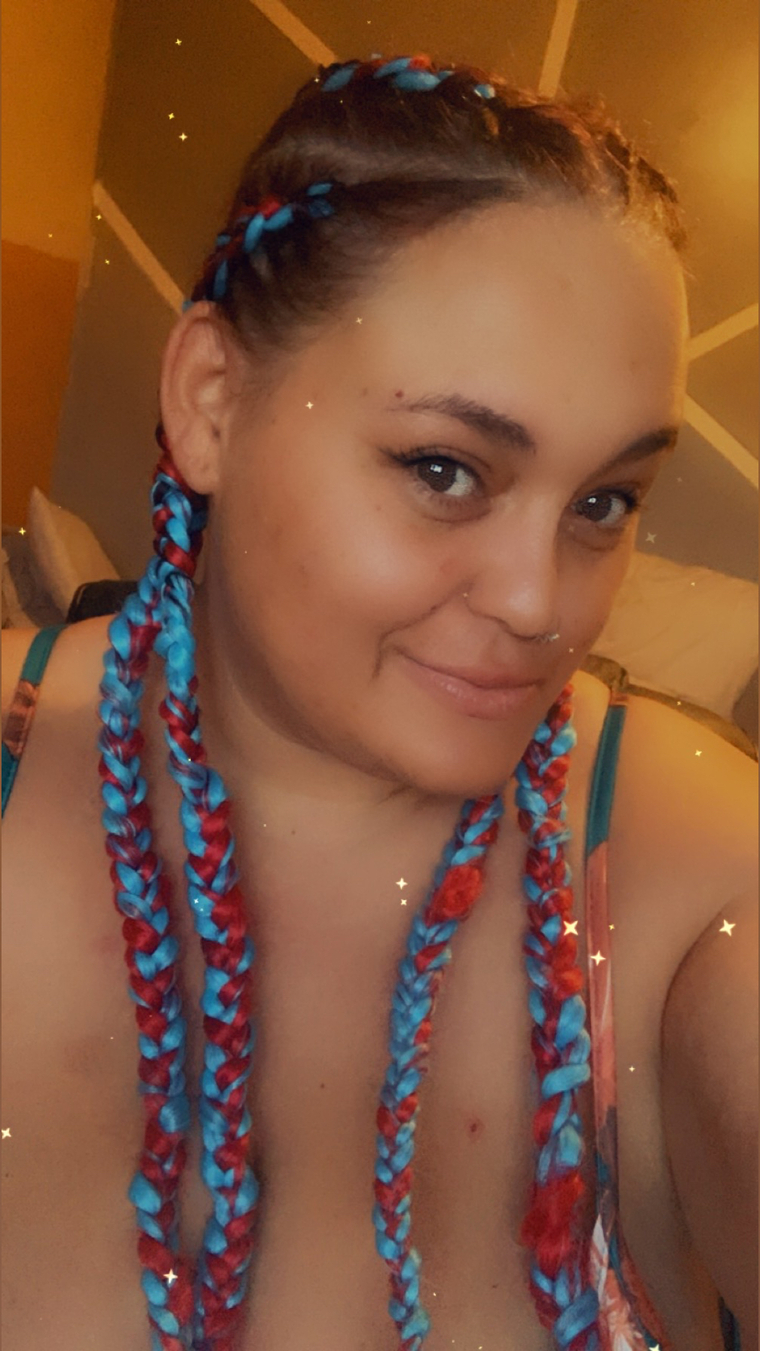 Queen Lucy 😜💋❤️🤰🥵 cover image