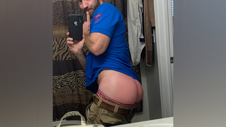 Dad Bod DILF banner image