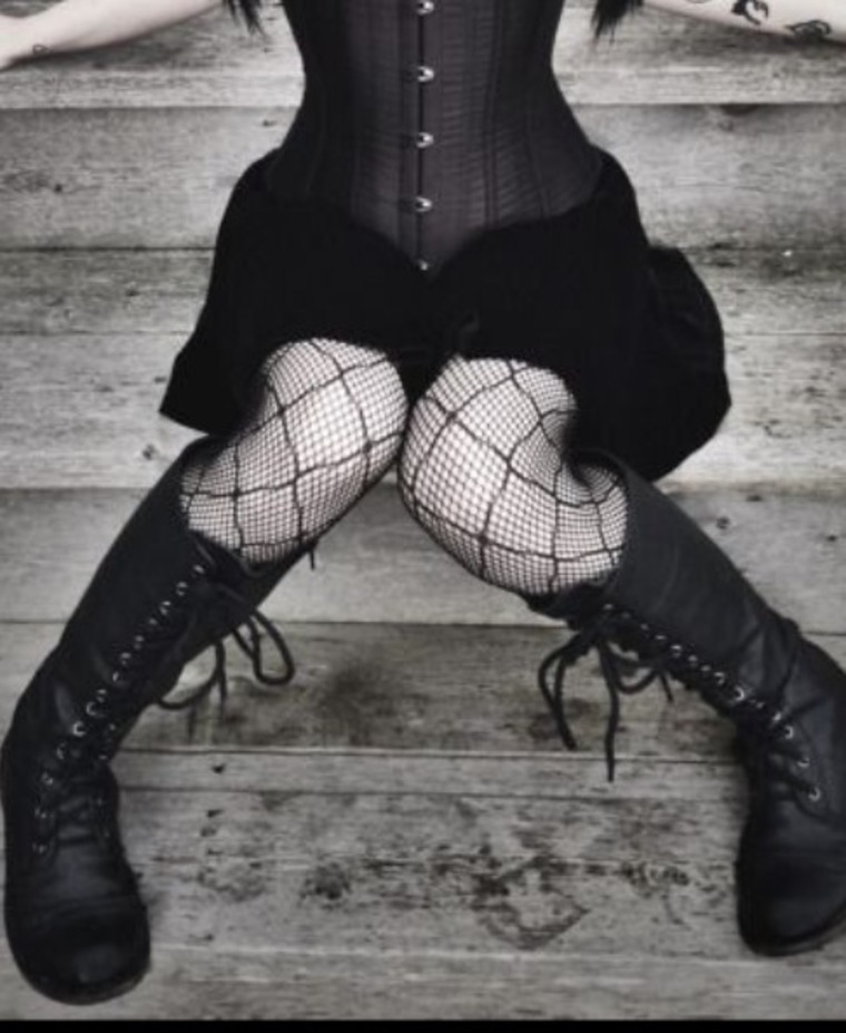 ur goth babbies<3 cover image