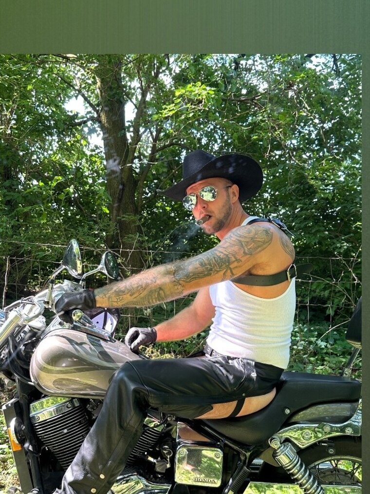 DaddyWrangler VIP cover image