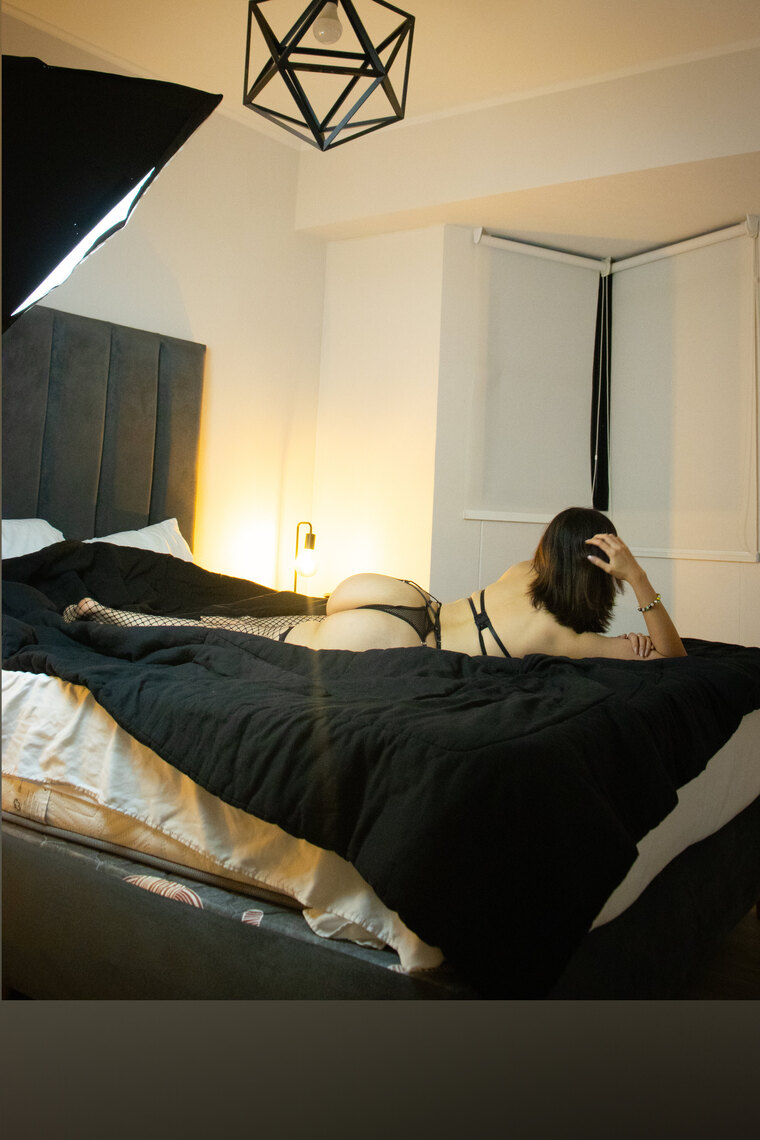 DafneLoves ASMR banner image