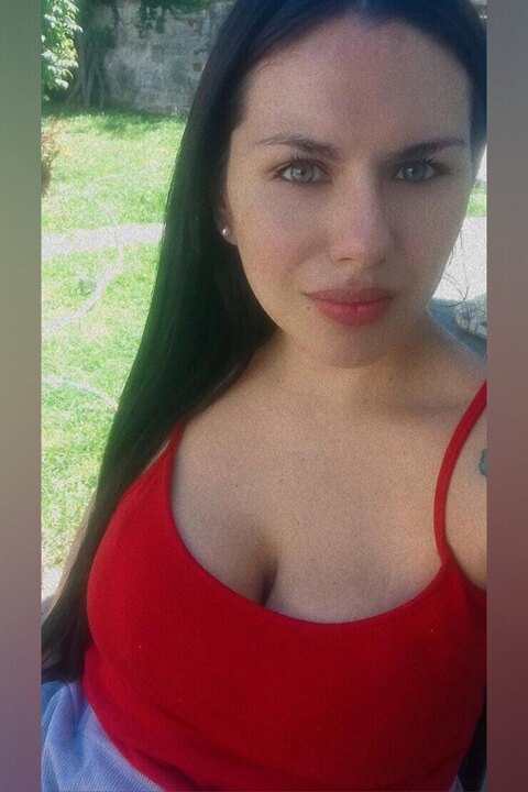 Daiana Latina 🔥 cover image