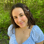 daisie portrait